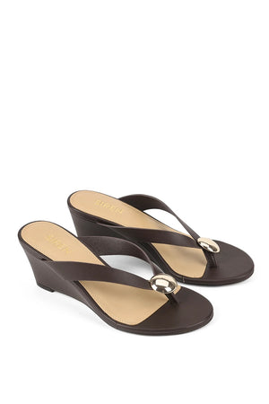 Siren Chloe Thong Wedges | Chocolate Brown Leather