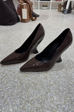 Lana Wilkinson Molly Pump Wedge | Croc Embossed Leather
