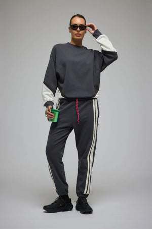 Araminta James Bisous Track Pant | Noir