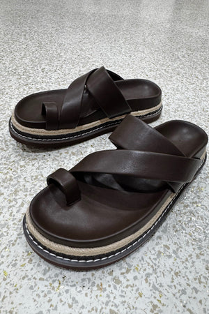 Billini Armas Platform Slide | Chocolate