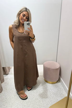 Chosen By Fifi & Annie The Luella Cotton Swing Dress | Chocolate