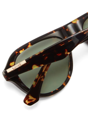Banbe The Riley | Amber Tort / Light Green