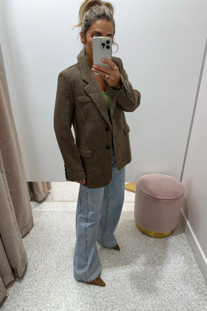 Chosen By Fifi & Annie The Houndstooth Blazer Coat | Chai Latte