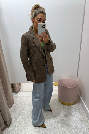 Chosen By Fifi & Annie The Houndstooth Blazer Coat | Chai Latte