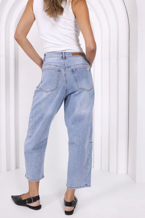 Chosen By Fifi & Annie The Tonia Relaxed Cropped Denim Jean | Light Blue Denim