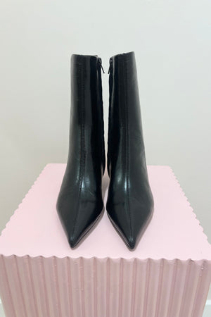 Alias Mae Freddie Boot | Black