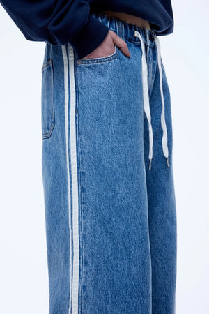 Ena Pelly Sophie Wide Leg Jean | Light Indigo