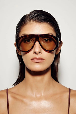 Banbe The Amelia | Dark Havana Tort/Dark Yellow
