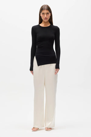 Bayse Brand Lana Long Sleeve Rouced Tee | Black