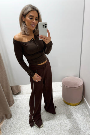Chosen By Fifi & Annie The Split Hem Track Pant | Chocolate