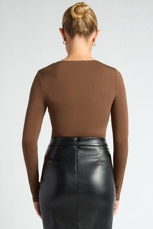 Chosen By Fifi & Anne The Roxy Gathered Front Jersey Top | Coffee