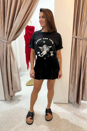 Remain Lovestruck Tee | Washed Black