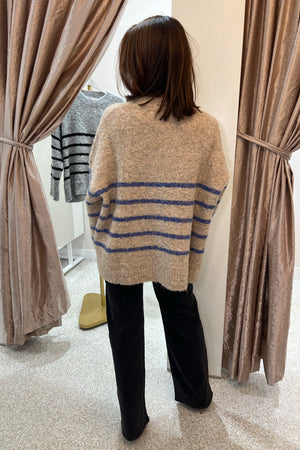 Chosen By Fifi & Annie The Billie Basic Knit Sweater | Oatmeal / Blue