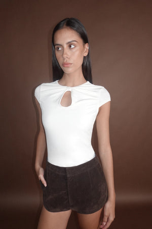 Ownley Rina Keyhole Tee | Ivory