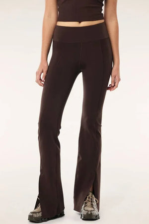 P.E Nation Elevation Flare Legging | Espresso