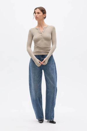 Bayse Brand Piper Henley Top | Sage || PRE_ORDER ETA 20/06/2026