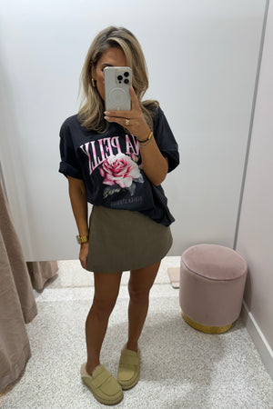 Ena Pelly Rose Tee | Vintage Black