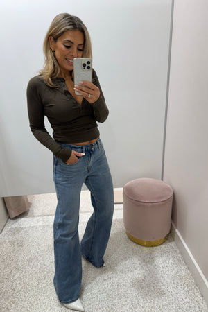 Bayse Brand Searle Henley Top | Cedar