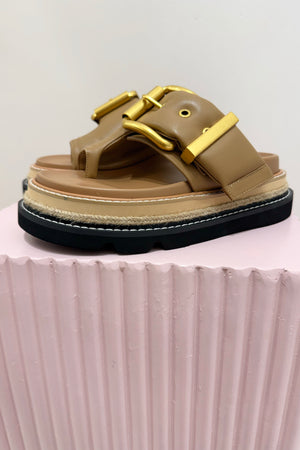 Alias Mae Veeta Platform Slide | Camel