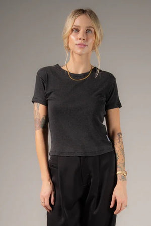 The Laundry Room Perfect Tee | Black Snow