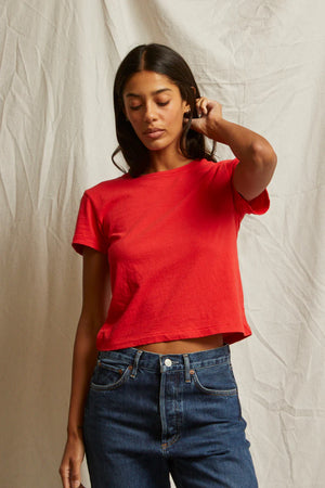 Perfect White Tee Lisa Slim Crew Tee | Poppy Red