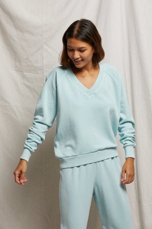 Perfect White Tee Sinead Relaxed French Terry V -Neck Sweatshirt | Iced Aqua