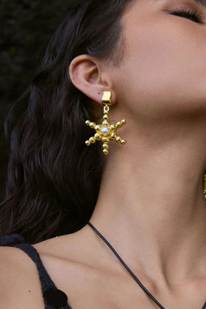 Mountain & Moon Thea Earrings | Gold Pearl