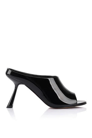 Lana Wilkinson Sloane Mule | Black Patent