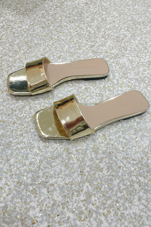 By Lana Wilkinson Bianca | Gold