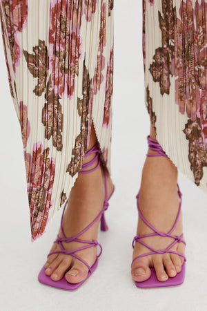 Significant Other Ella Pant | Lemon Wallpaper