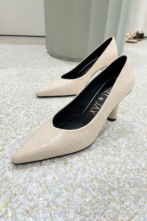Hael & Jax Aria Charles Pump | Bone