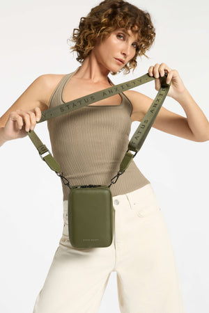 Status Anxiety Good Life Bag | Khaki