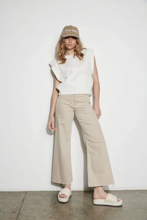 Hael & Jax Melanie Platform Slide | Vanilla