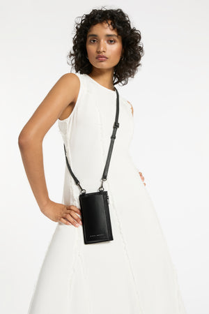 Status Anxiety Voyager Bag | Black