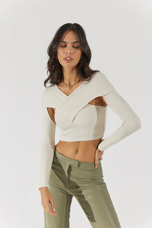 SOVERE Emote Crop Almond