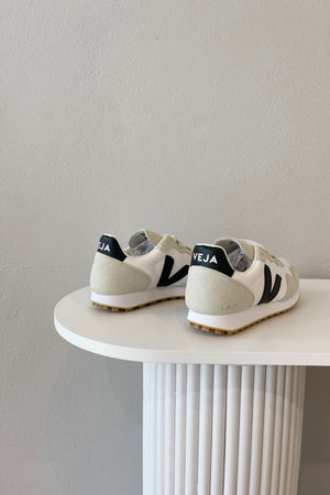 Veja SDU REC Alveomesh | White/Black/Natural || BEST SELLER / BACK IN STOCK