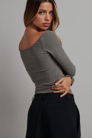 Bayse Brand Camilo Cut Out Top | Dove Grey