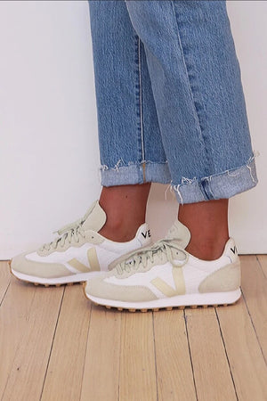 VEJA Rio Branco Alveomesh | White Pierre Natural || BEST SELLER / RESTOCKED