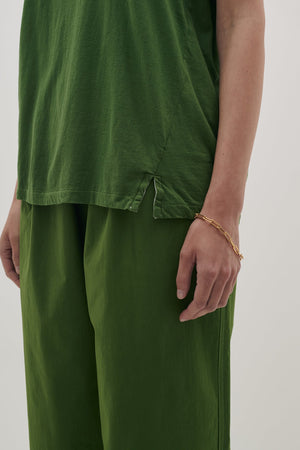 Bassike Regular Classic T.Shirt Basil