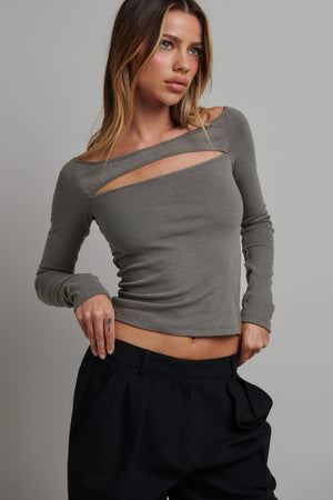 Bayse Brand Camilo Cut Out Top | Dove Grey