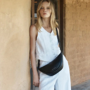 Status Anxiety Glued To You | Black