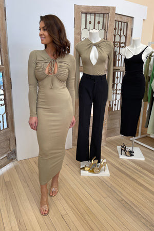 Bayse Brand Mardi Midi | Pale Khaki