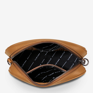 Status Anxiety Plunder With Webbed Strap Bag | Camel