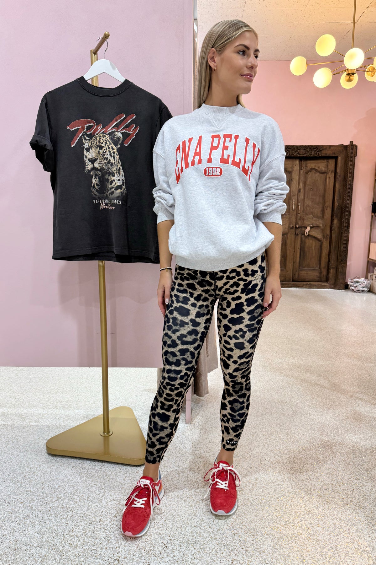 Ena Pelly Classic Collegiate Sweatshirt | White Marle / Red