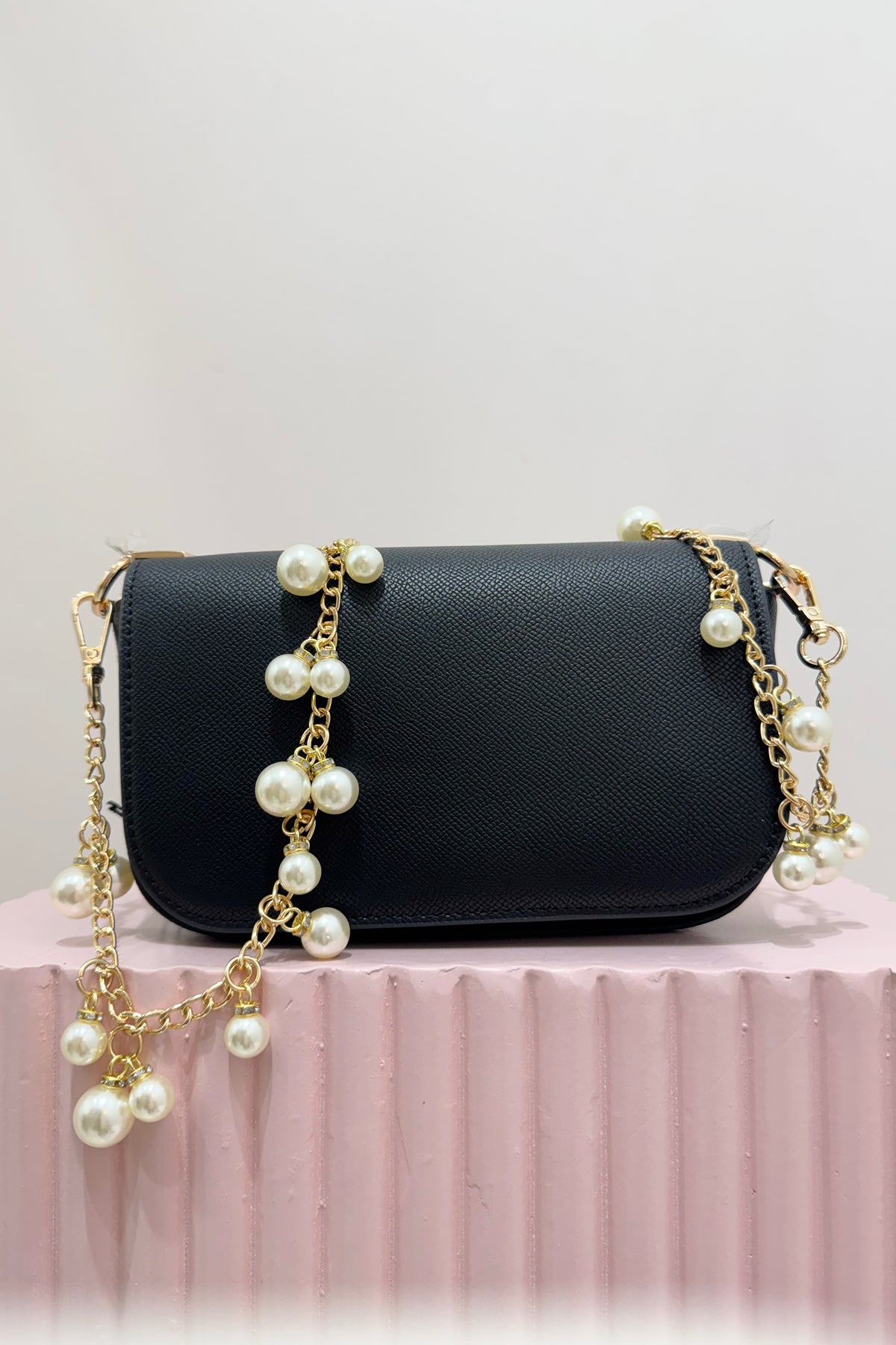Olga Berg Lyla Pearl Shoulder Bag | Black