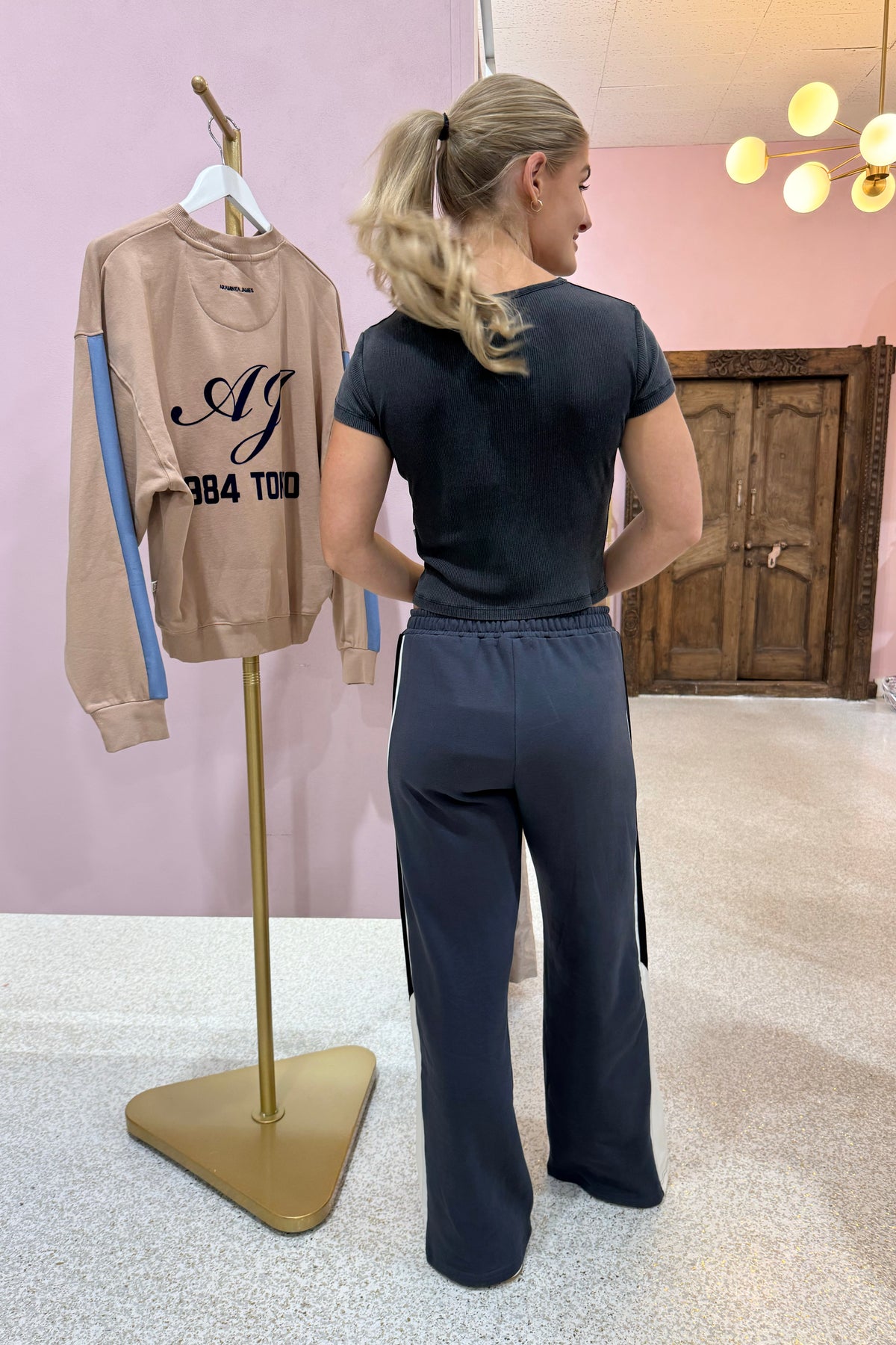 The Laundry Room Baby Essentials Tee | Black Snow