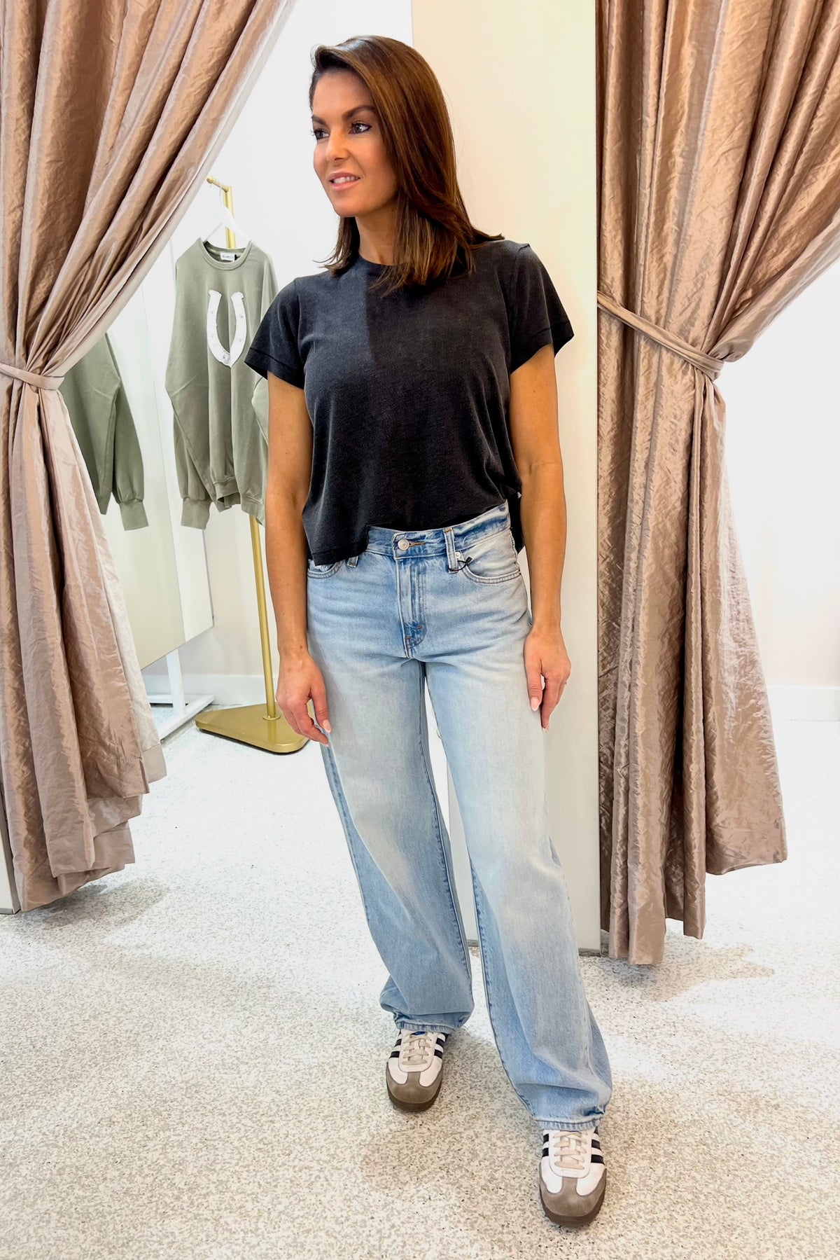 The Laundry Room Perfect Tee | Black Snow