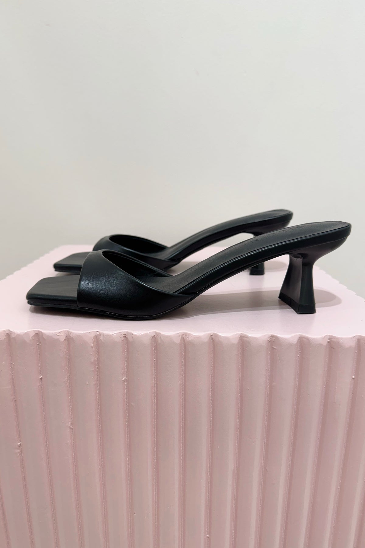 Billini Vally Mule | Black