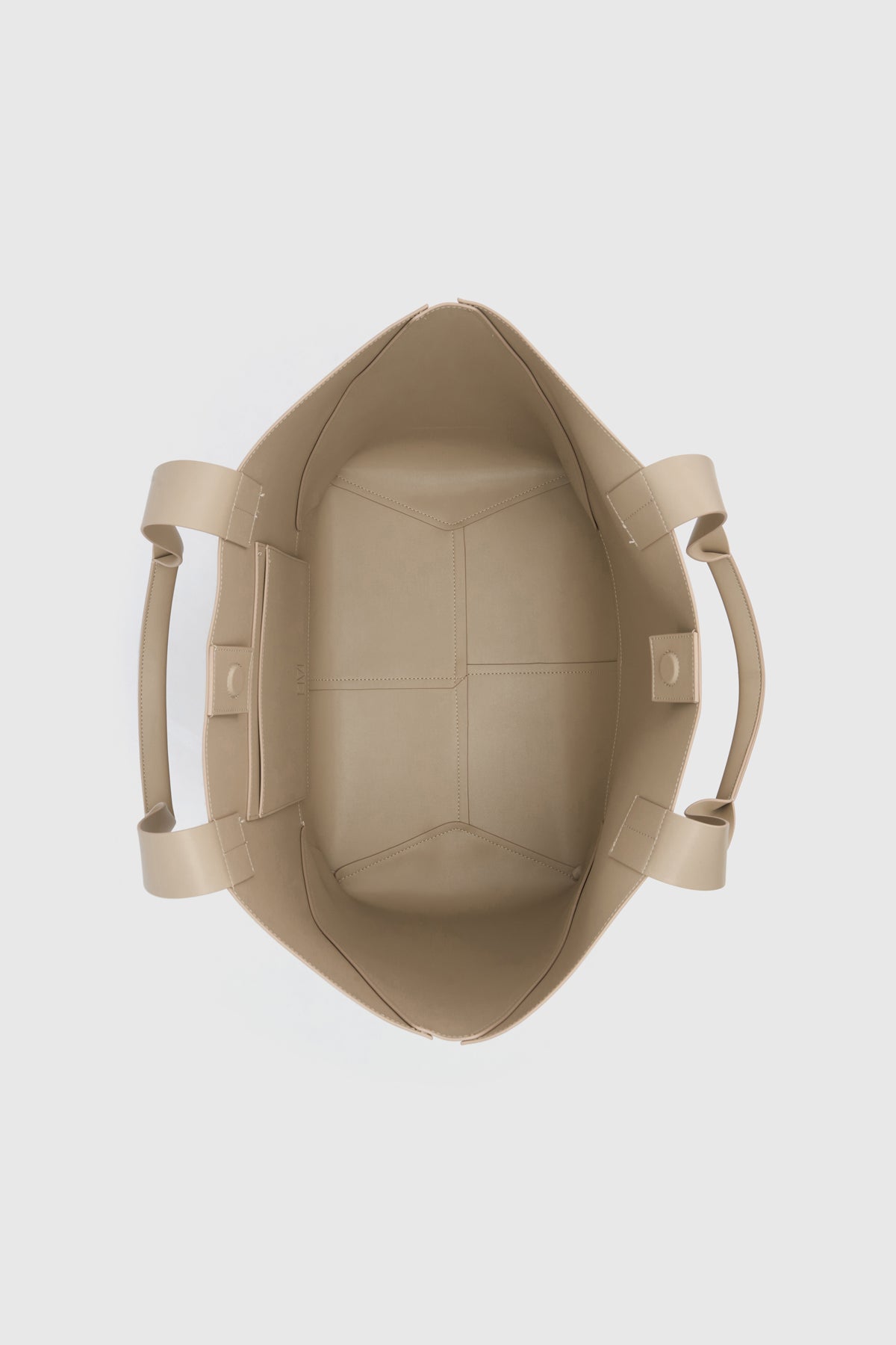 C&M Camilla & Marc Ezra Tote | Chalk