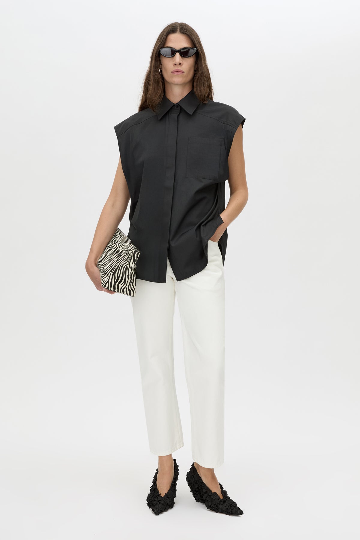 C&M Camilla & Marc Milo Sleeveless Shirt | Black